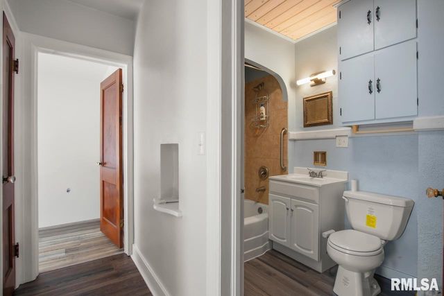 265 S THORNCREST Avenue, Creve Coeur, IL 61610