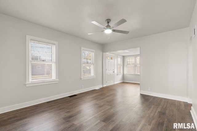 265 S THORNCREST Avenue, Creve Coeur, IL 61610