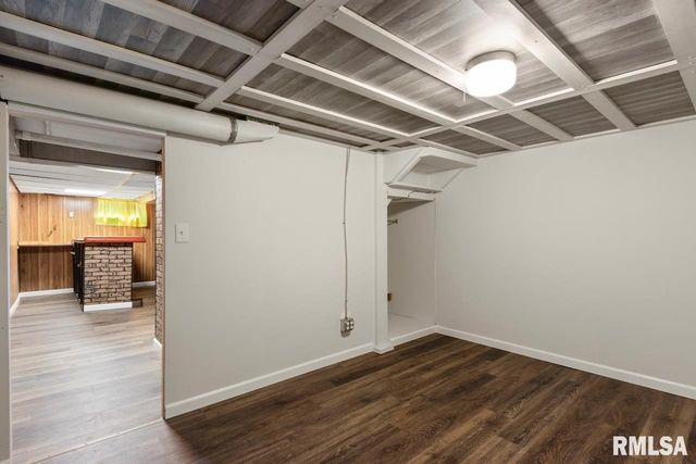 265 S THORNCREST Avenue, Creve Coeur, IL 61610