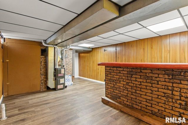 265 S THORNCREST Avenue, Creve Coeur, IL 61610