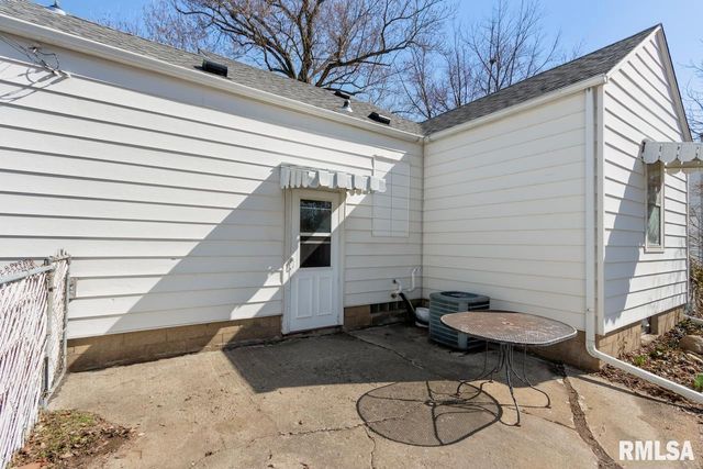 265 S THORNCREST Avenue, Creve Coeur, IL 61610