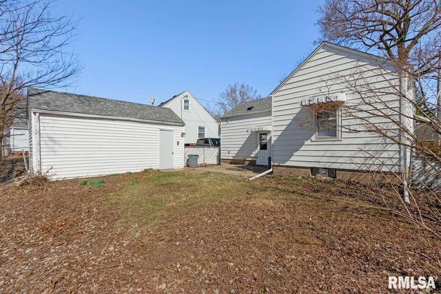 265 S THORNCREST Avenue, Creve Coeur, IL 61610