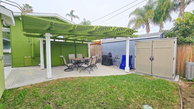 4383 81 Van Dyke Avenue, San Diego, CA 92105