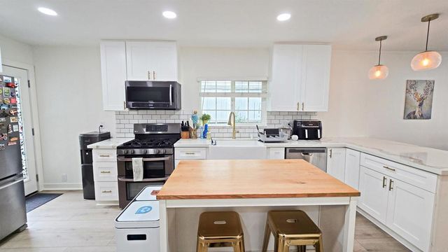 4383 81 Van Dyke Avenue, San Diego, CA 92105