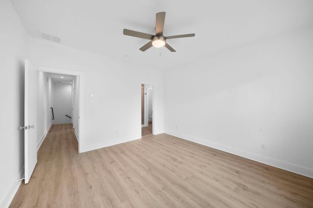 1512 Barbee Street B, Houston, TX 77004