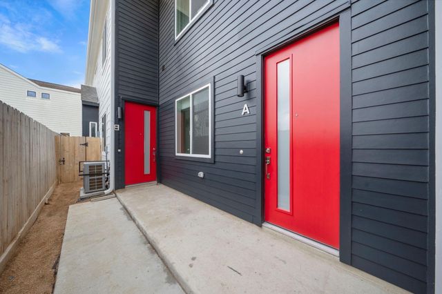 1512 Barbee Street B, Houston, TX 77004