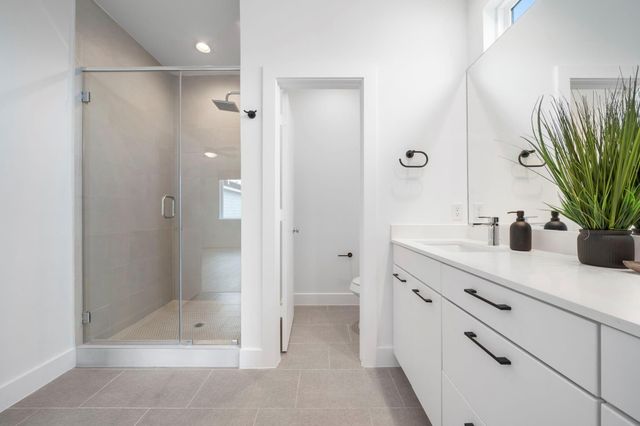 1512 Barbee Street B, Houston, TX 77004