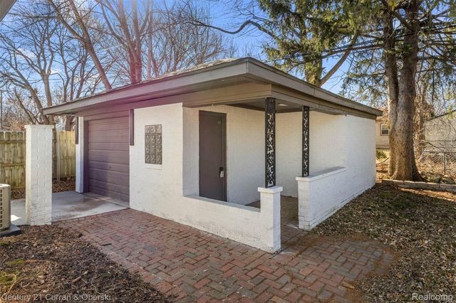 14370 Pearl Street, Southgate, MI 48195