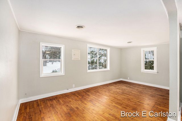 923 Wilson Avenue, Norton Shores City, MI 49441