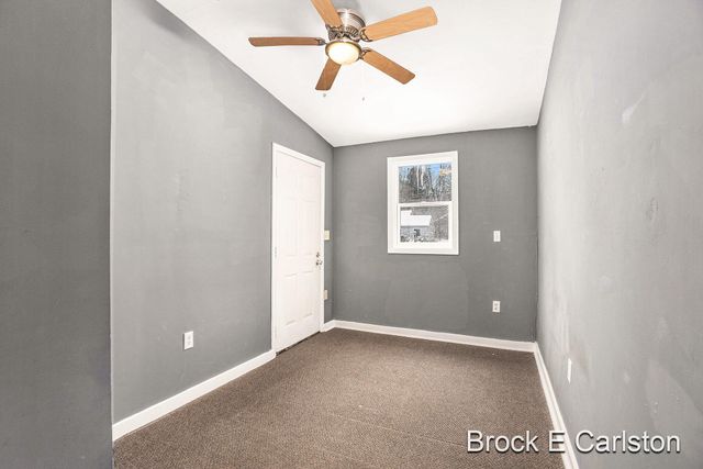 923 Wilson Avenue, Norton Shores City, MI 49441