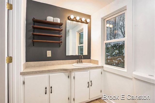 923 Wilson Avenue, Norton Shores City, MI 49441