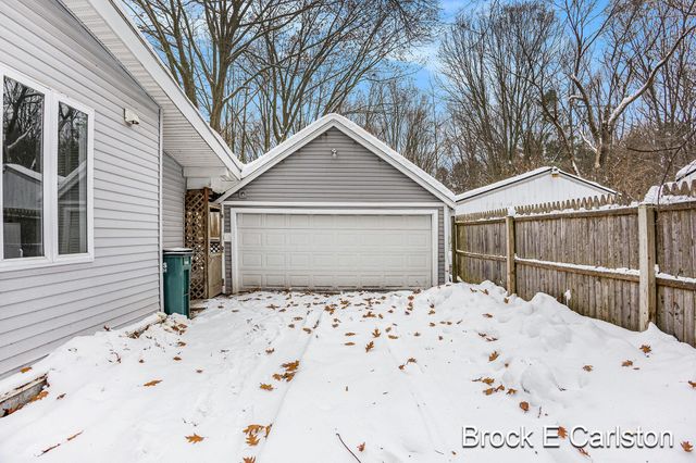 923 Wilson Avenue, Norton Shores City, MI 49441