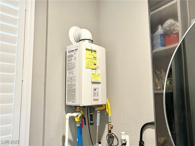 11290 Hidden Peak Avenue 308, Las Vegas, NV 89135