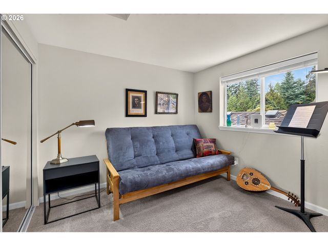 3926 CARMAN Dr, Lake Oswego, OR 97035