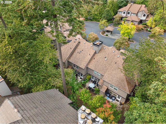 3926 CARMAN Dr, Lake Oswego, OR 97035