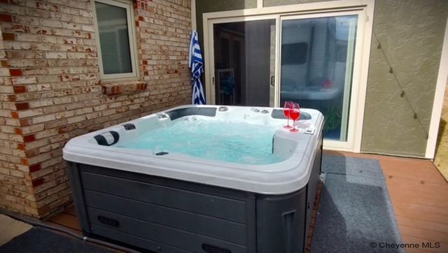 7209 HAWTHORNE DR, Cheyenne, WY 82009