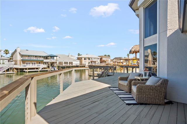 13522 Peseta Ct, Corpus Christi, TX 78418