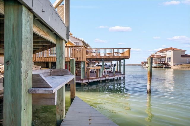 13522 Peseta Ct, Corpus Christi, TX 78418