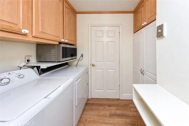23321 Bassett Street, West Hills, CA 91307