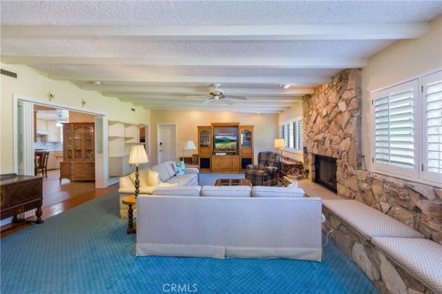 23321 Bassett Street, West Hills, CA 91307