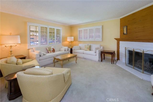 23321 Bassett Street, West Hills, CA 91307