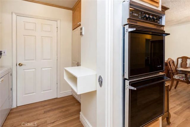 23321 Bassett Street, West Hills, CA 91307
