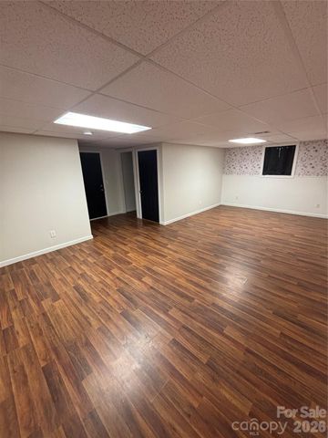 3253 Capital Court, Lenoir, NC 28645