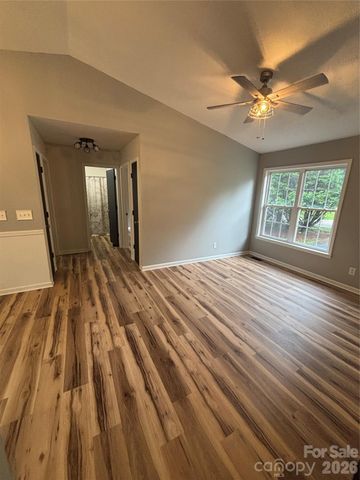 3253 Capital Court, Lenoir, NC 28645