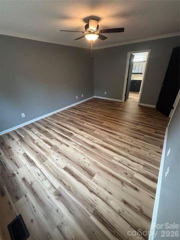 3253 Capital Court, Lenoir, NC 28645