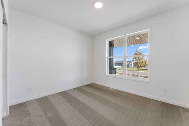 2399 Tyrone Drive, Shakopee, MN 55379