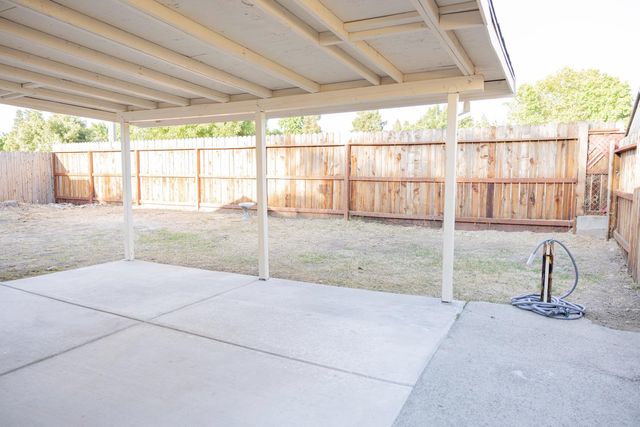 4253 Strathmore, North Highlands, CA 95660