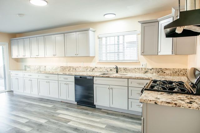 4253 Strathmore, North Highlands, CA 95660