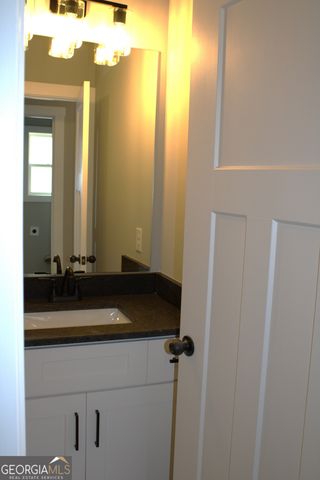 251 North Point Circle, Hartwell, GA 30643