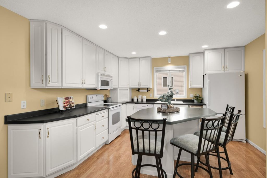 1473 General Sieben Drive, Hastings, MN 55033 — photo 2