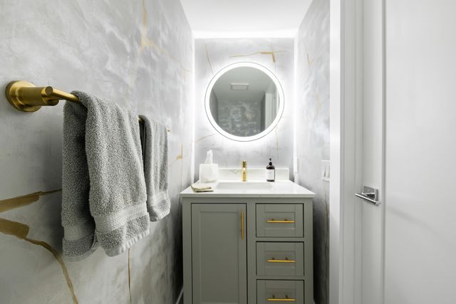 799 Jeffery Street 303, Boca Raton, FL 33487