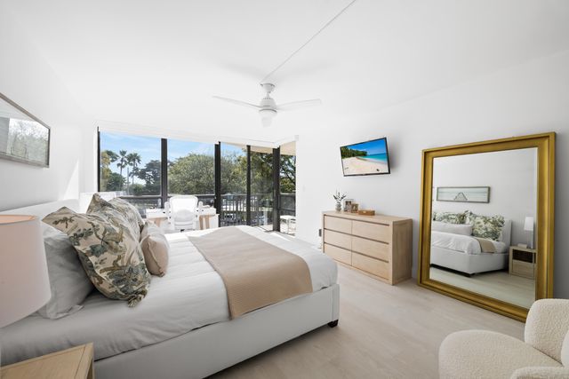 799 Jeffery Street 303, Boca Raton, FL 33487