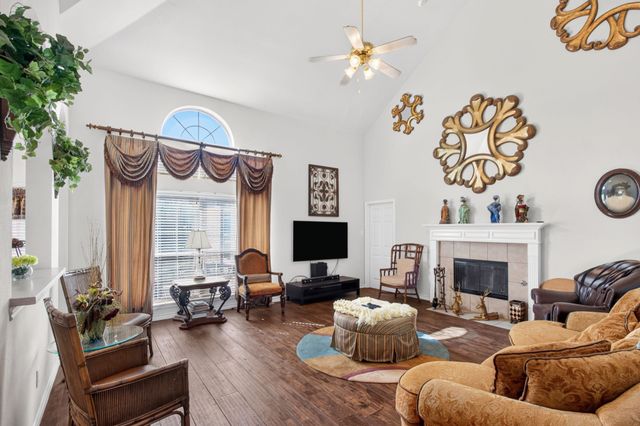 10657 Coach House Lane, Frisco, TX 75035