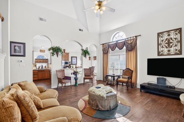 10657 Coach House Lane, Frisco, TX 75035