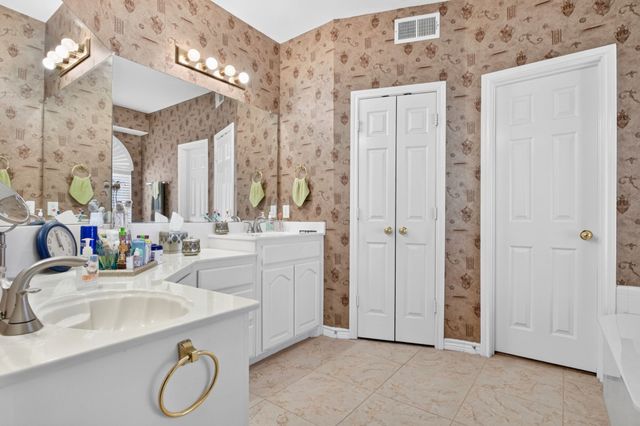 10657 Coach House Lane, Frisco, TX 75035