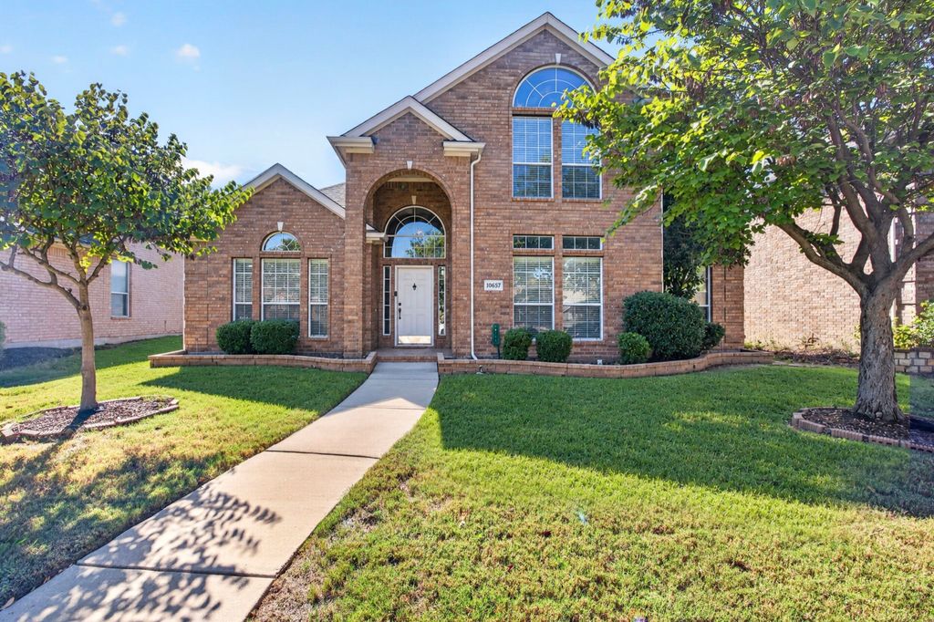 10657 Coach House Lane, Frisco, TX 75035