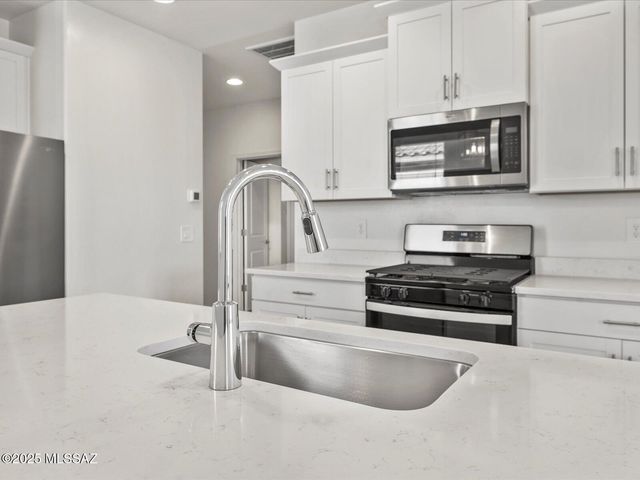 12749 N Fire Brand Street, Marana, AZ 85658