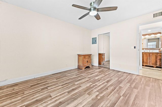 205 Flanders E, Delray Beach, FL 33484