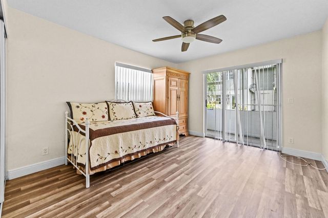 205 Flanders E, Delray Beach, FL 33484