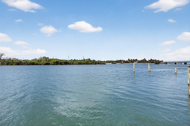 1000 N Us Highway 1 715, Jupiter, FL 33477