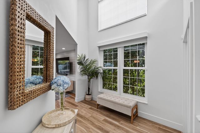 1000 N Us Highway 1 715, Jupiter, FL 33477