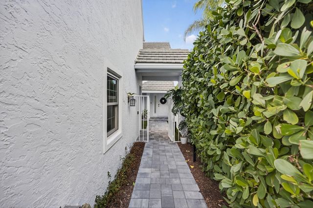 1000 N Us Highway 1 715, Jupiter, FL 33477