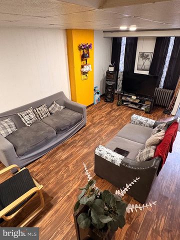 3041 D ST, Philadelphia, PA 19134