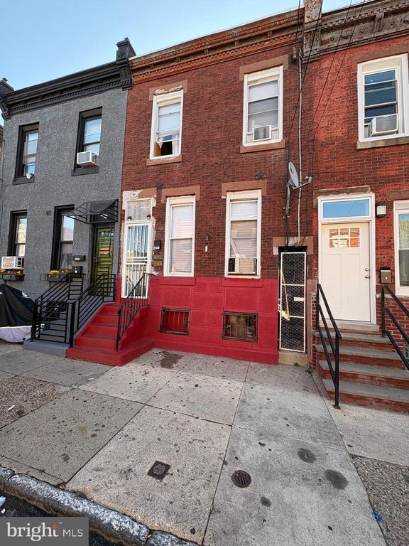 3041 D ST, Philadelphia, PA 19134