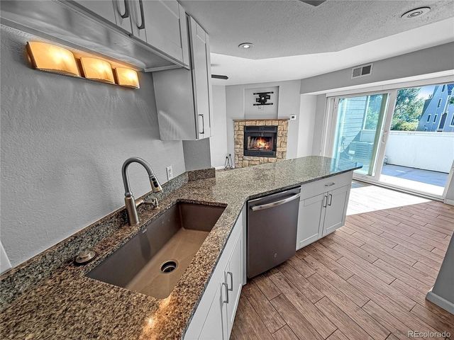5250 S Huron Way 10-208, Littleton, CO 80120