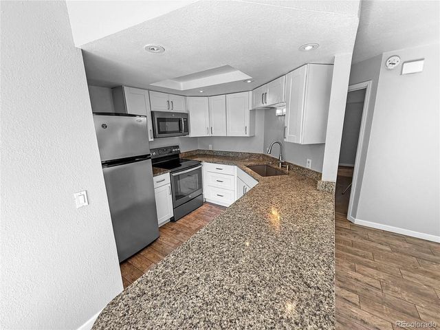 5250 S Huron Way 10-208, Littleton, CO 80120
